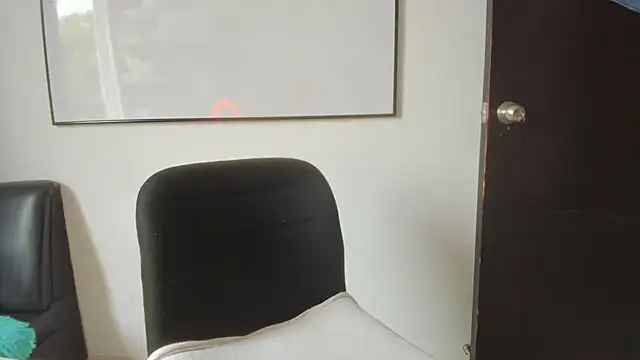 squirttati33 online show from October 16, 1:41 pm