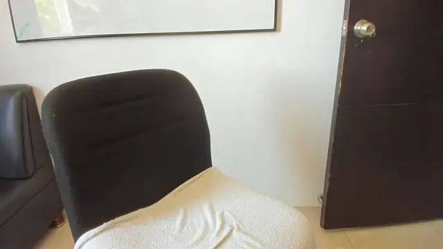 squirttati33 online show from September 20, 3:50 pm