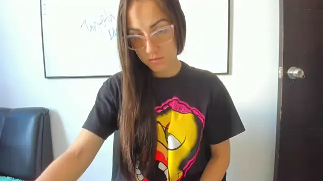 squirttati33 online show from October 7, 3:35 pm