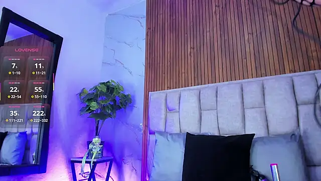 Ambar Fox29 online show from November 19, 3:17 am