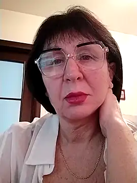 AlbinaXPretty online show from March 8, 8:22 am