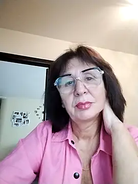 AlbinaXPretty online show from October 6, 9:21 am