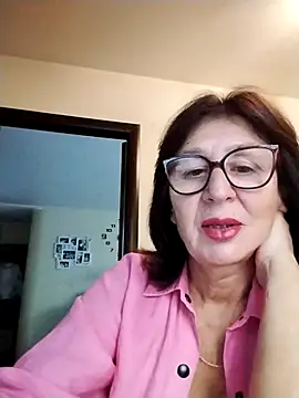 AlbinaXPretty online show from September 27, 7:25 am