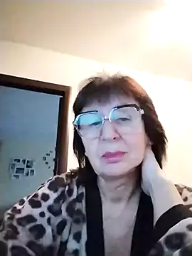 AlbinaXPretty online show from November 16, 6:07 am