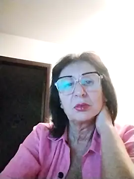 AlbinaXPretty online show from October 5, 7:15 pm