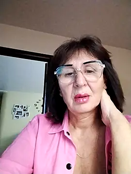 AlbinaXPretty online show from September 18, 8:06 am