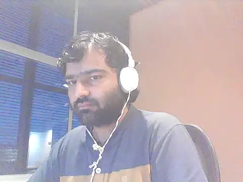 JohnBond009 online show from September 8, 6:40 pm