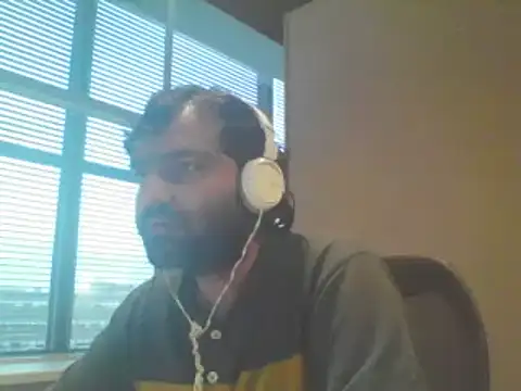 JohnBond009 online show from September 9, 6:06 pm