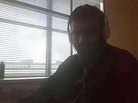 JohnBond009 online show from March 12, 1:08 pm