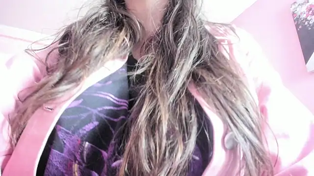 dolly zoe online show from October 20, 8:53 pm