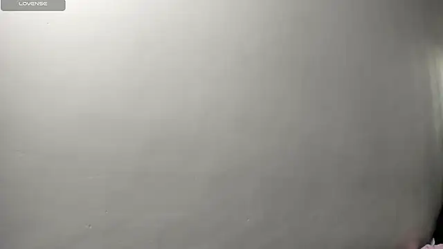 Snapshot of dolly_zoe chatting on May 9, 5:33 am dolly zoe online show from May 9, 5:33 am