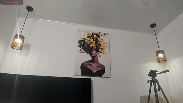 dolly zoe online show from February 17, 5:05 am