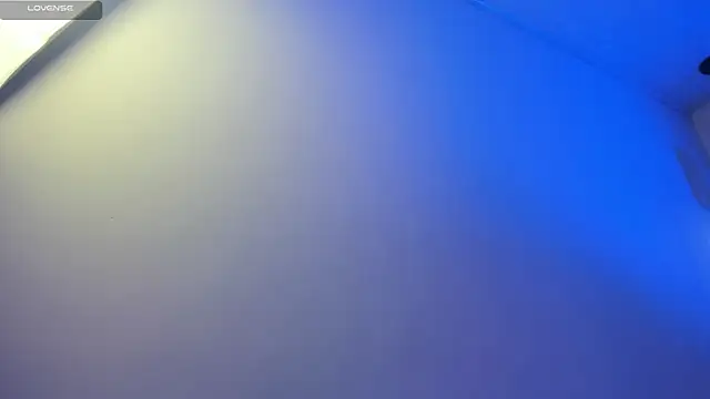 Snapshot of dolly_zoe chatting on May 16, 7:29 am dolly zoe online show from May 16, 7:29 am