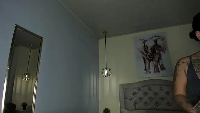 ayshel   online show from March 11, 3:33 am