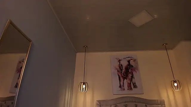 ayshel   online show from November 13, 5:33 am