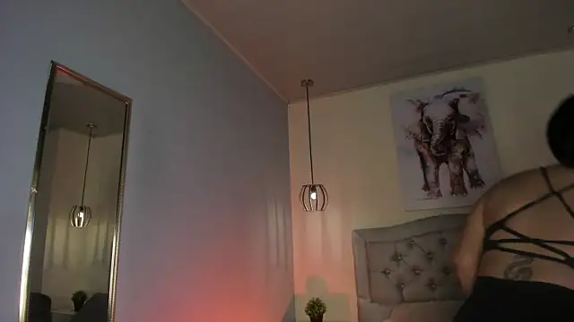 ayshel   online show from February 9, 3:48 am