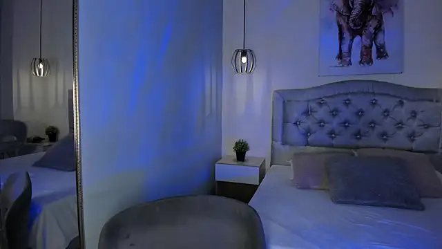 ayshel   online show from December 23, 5:40 am