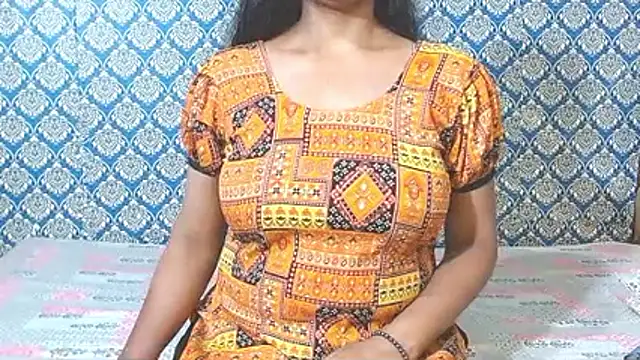 nikitahot3 online show from April 7, 11:50 pm