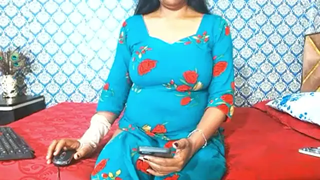nikitahot3 online show from October 17, 2:19 pm