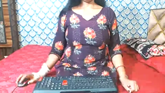 nikitahot3 online show from November 5, 3:04 pm