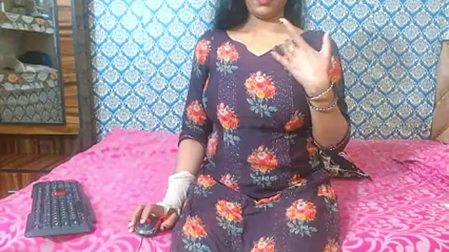 nikitahot3 online show from January 9, 12:39 am