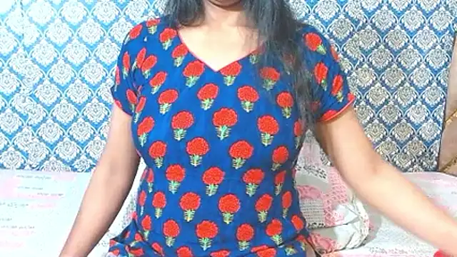 nikitahot3 online show from April 4, 12:28 am