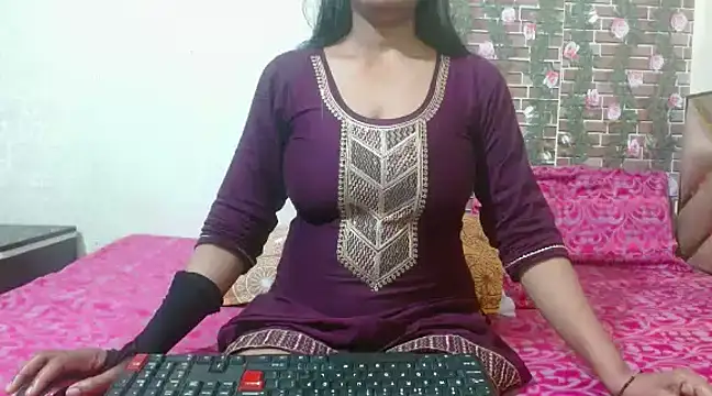 nikitahot3 online show from March 12, 1:25 am