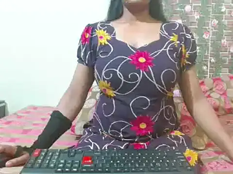 nikitahot3 online show from March 21, 11:45 pm