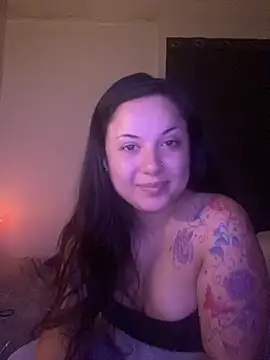 Snapshot of xocrybaby chatting on October 13, 10:28 am xocrybaby online show from October 13, 10:28 am