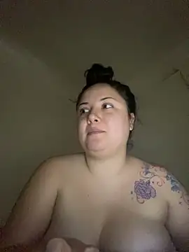 xocrybaby online show from December 19, 5:37 pm