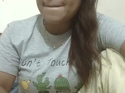 shekira99 online show from April 13, 4:11 pm