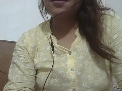 shekira99 online show from May 19, 7:32 pm