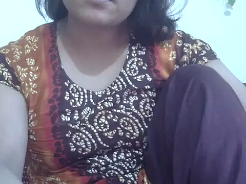 Snapshot of shekira99 chatting on July 14, 2:00 am shekira99 online show from July 14, 2:00 am