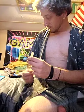 j hollywood91 online show from October 31, 11:00 pm