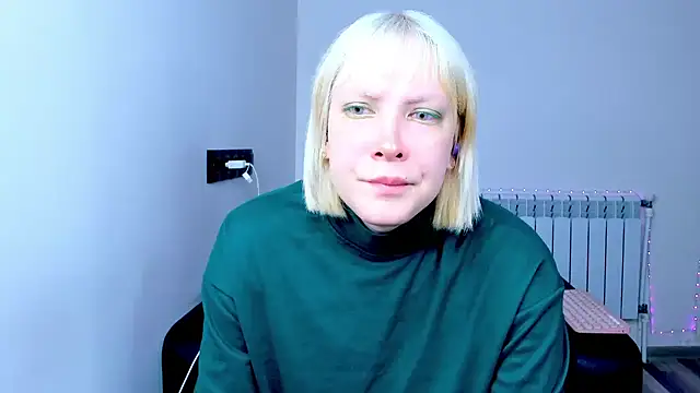 Snapshot of dollmore chatting on November 14, 10:13 pm dollmore online show from November 14, 10:13 pm