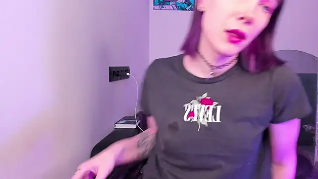 dollmore online show from March 9, 6:33 pm