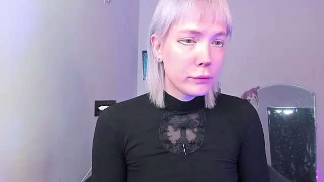 dollmore online show from May 10, 3:10 am