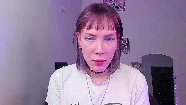 Snapshot of dollmore chatting on February 16, 8:40 pm dollmore online show from February 16, 8:40 pm