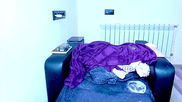 Snapshot of dollmore chatting on October 27, 3:29 am dollmore online show from October 27, 3:29 am