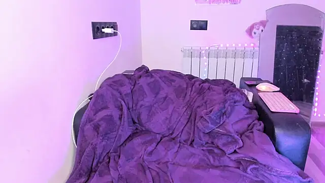 dollmore online show from March 25, 7:02 pm