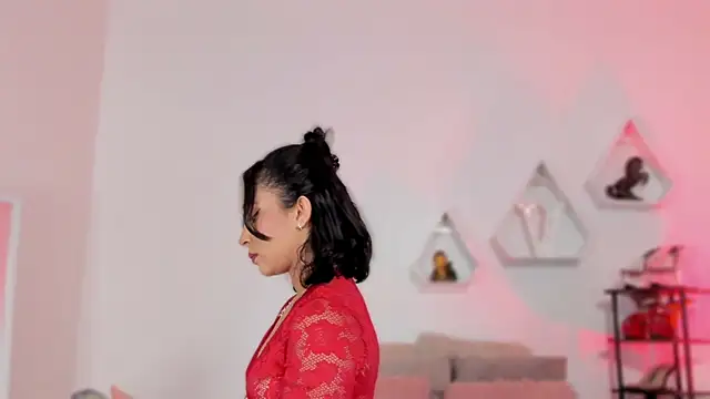 valerycolins online show from December 20, 4:59 am