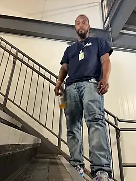 Stressreliever82 online show from February 27, 7:14 pm