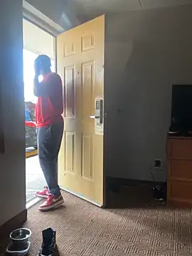 Stressreliever82 online show from April 13, 8:13 pm