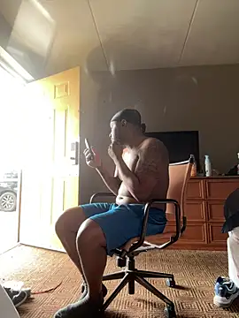 Stressreliever82 online show from April 9, 6:25 pm