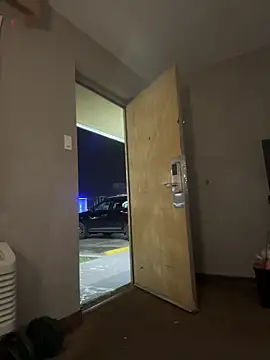 Stressreliever82 online show from March 24, 7:08 am