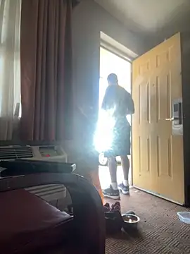 Stressreliever82 online show from April 7, 9:16 pm