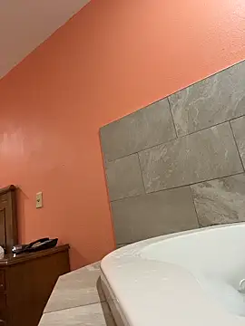 Stressreliever82 online show from March 7, 11:43 pm