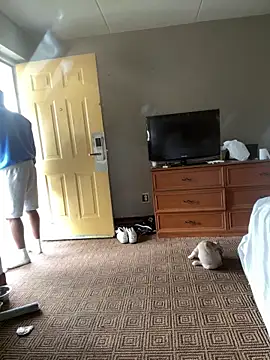 Stressreliever82 online show from April 15, 5:17 pm