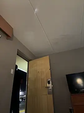 Stressreliever82 online show from March 26, 2:43 am