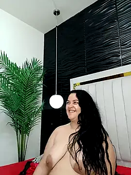 lucia vonne  online show from February 7, 5:07 pm